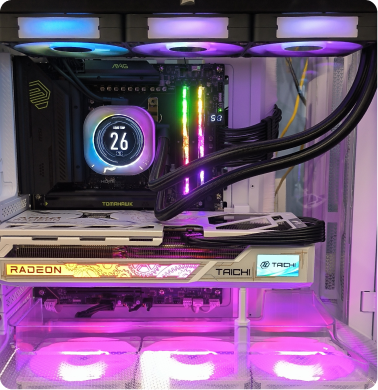 Gabinete de PC Gamer montado com iluminação RGB violeta e branca, destacando a placa de vídeo ASRock Radeon Taichi e o water cooler com display de temperatura digital.